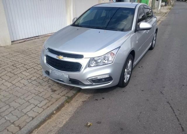 Cruze hatch 1.8