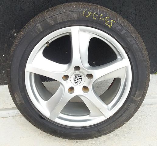 Roda Porsche Cayenne 275/45 R20 com Pneu - Foto 4