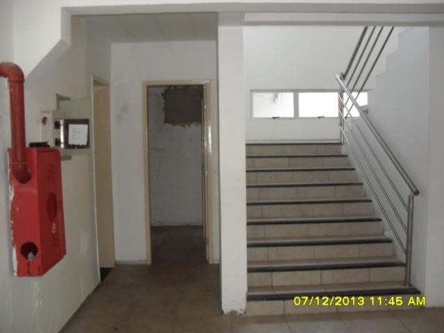 Prédio comercial na Av. dos Holandeses - Foto 14