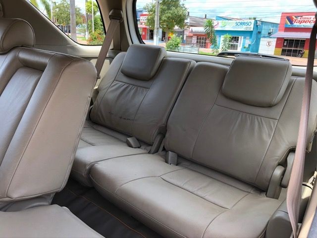 TOYOTA HILUX SW4 7 Lugares Ano 14/14 - Foto 7