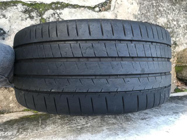 Vendo pneu michelin 265/35 20 - Foto 3