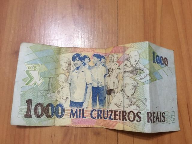 Nota / Cédula de 1000 Cruzeiros Reais de 1993 Flor de Estampa dinheiro bem conservado - Foto 4