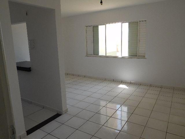 Apartamento Condomínio Jardim Vitória 2º Andar - Foto 8