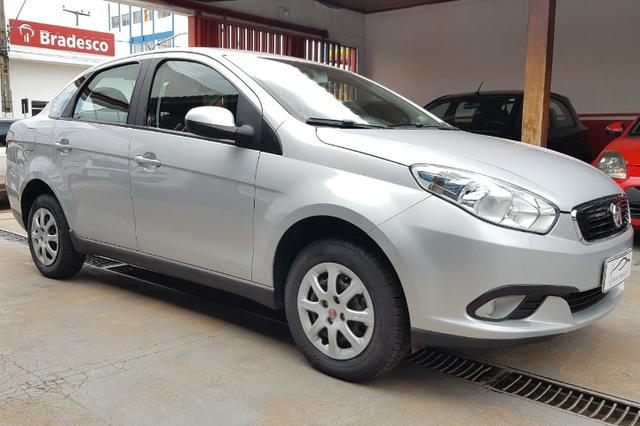 Fiat Gran Siena Attractive 1.0 Flex