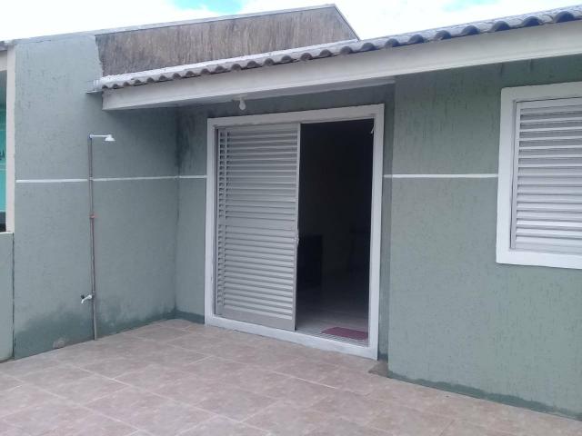 Alugo casa na praia por dia .