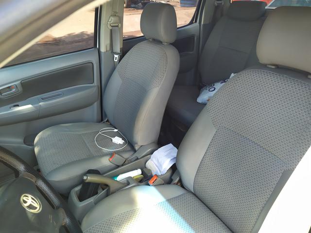 Hilux turbo Diesel 4x4 - Foto 4