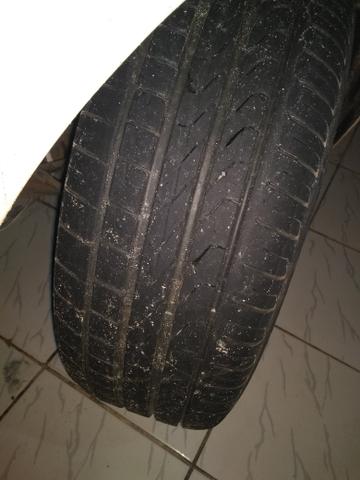 Troco 4 pneus praticamente novos - Foto 3