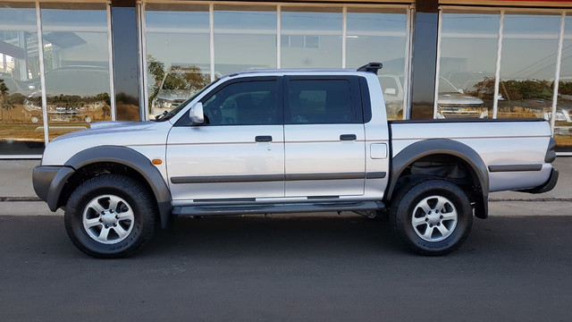 L200 2010 outdoor 2.5 diesel 4x4 completa prata - Foto 8