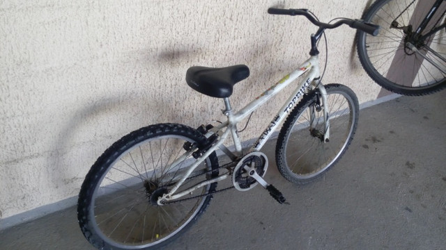 Bicicleta aro 24 - Foto 2