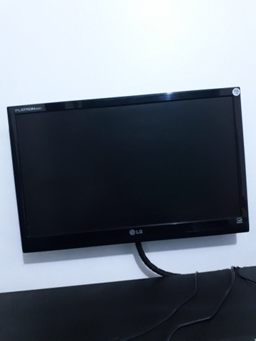 Pc Gamer I5 9400F + MESA + Monitor 20 Polegadas! - Foto 3