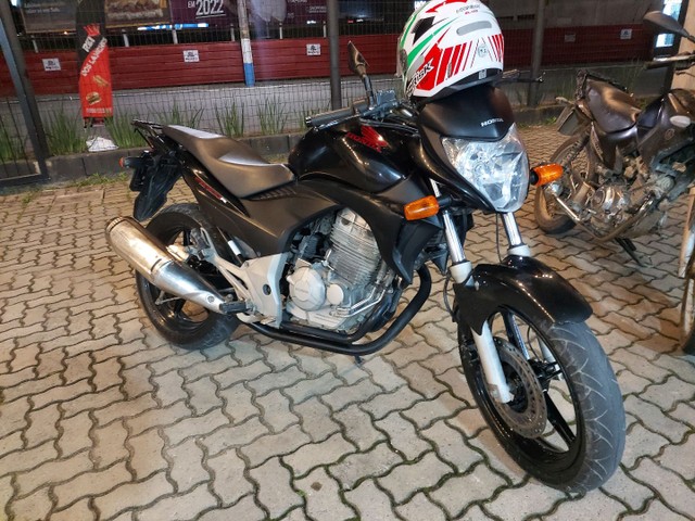 HONDA CB 300 2011
