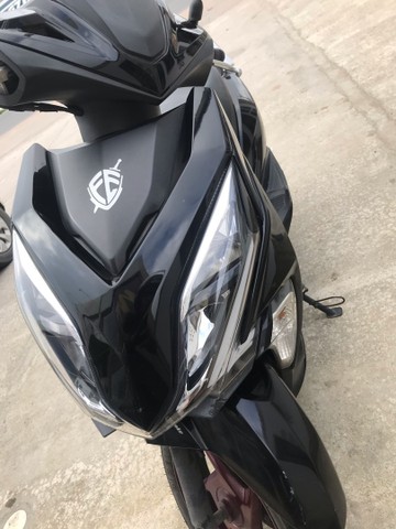 HONDA ELITE QUASE NOVA!