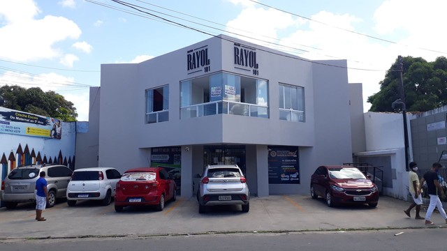 Alugos salas comercias Galeria Rayol, 25m2, wc privativo.