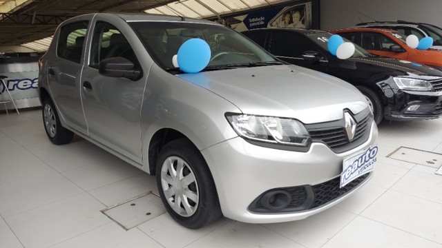 SANDERO AUTHENTIC 1.0 COMPLETO