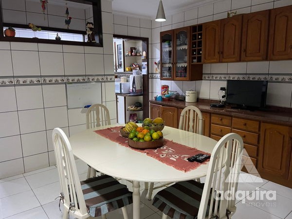 Casa sobrado com 4 quartos - Bairro Orfãs em Ponta Grossa - Foto 7