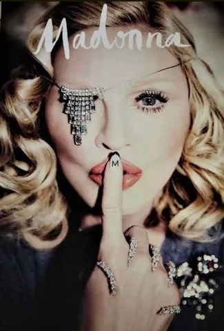 Madonna poster exclusivo calendário 2016 e poster MDNA leia