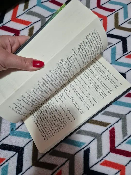 A guerra dos tronos - Livro dois - As cronicas de gelo e fogo - Foto 2