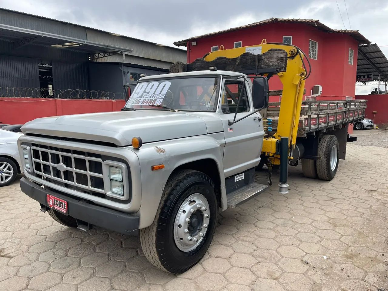 Ford F-14000 com Carroceria e Munck - Foto 3