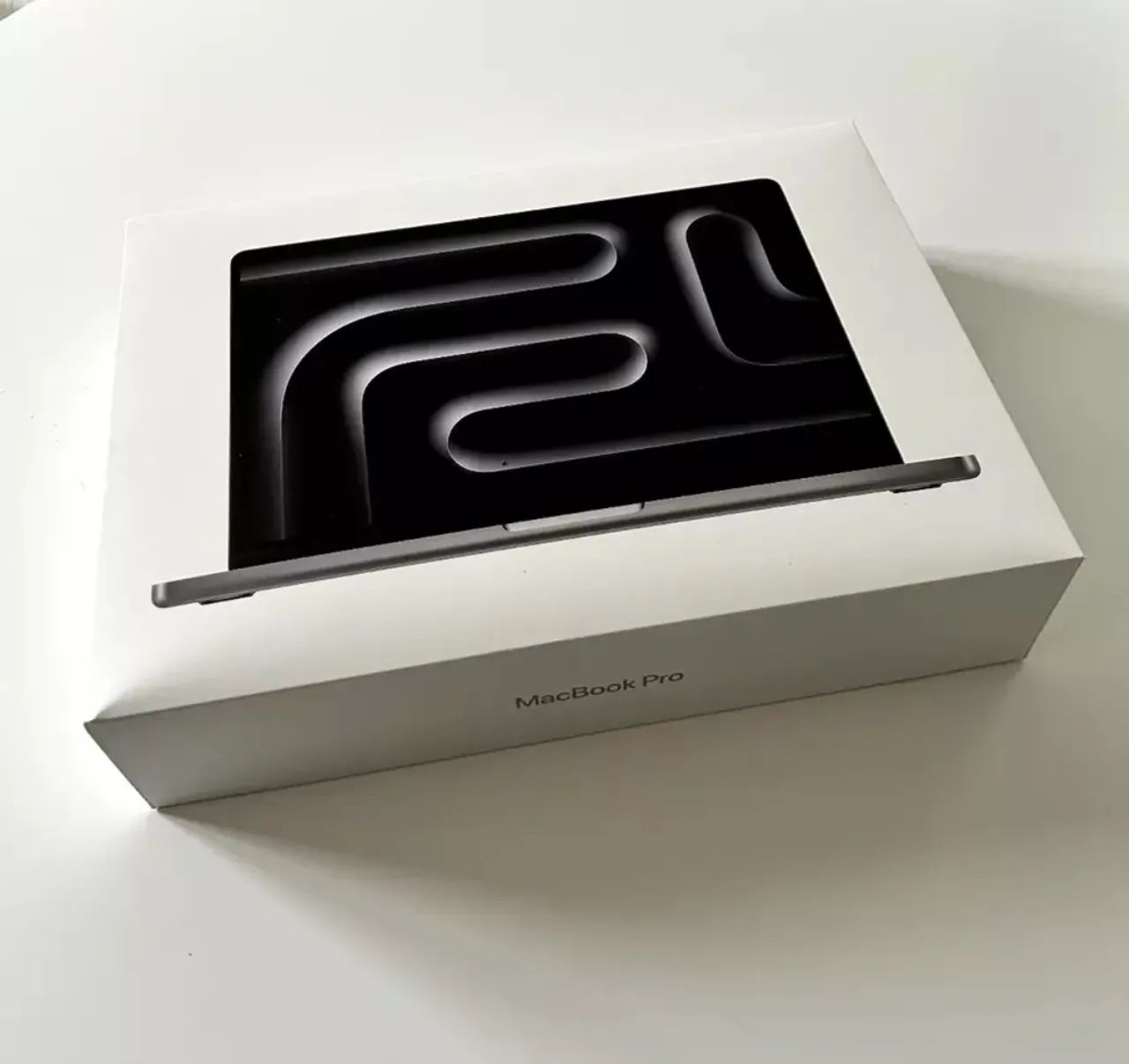 MacBook Pro M4 16GB/512SSD