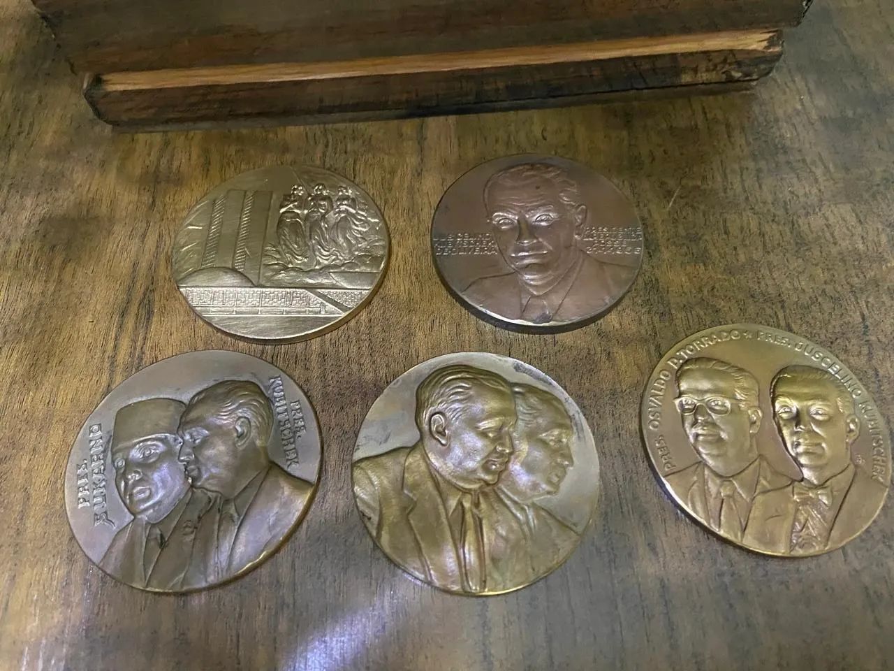 Medalhas de Condecoração Presidente JK