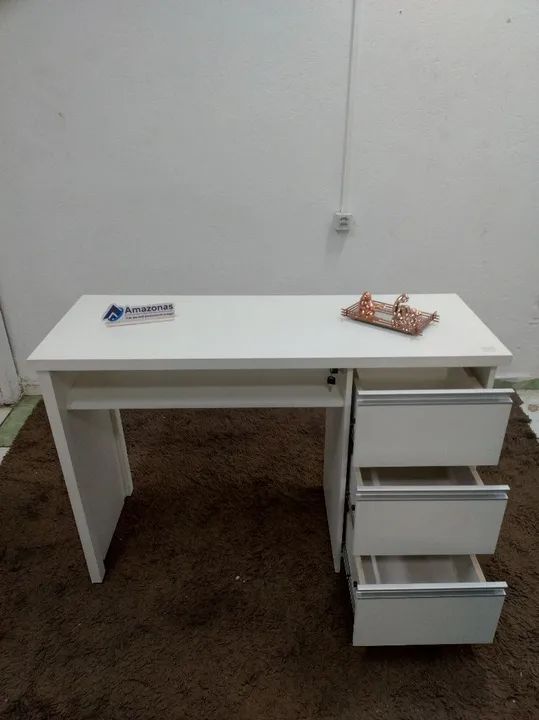 Mesa reta com  03 gavetas para manicure ? - Foto 3