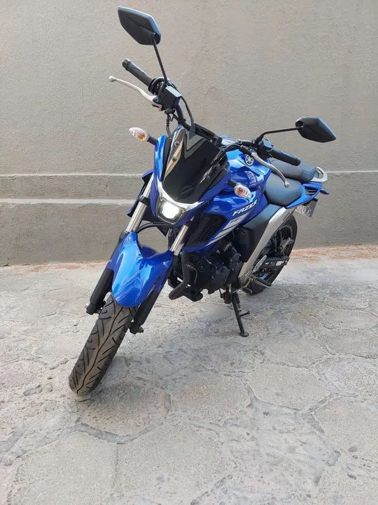 Yamaha Fazer 250 com 1.018 km  - Foto 5