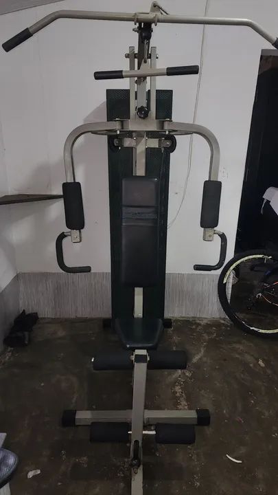 Elíptico e multi estação 