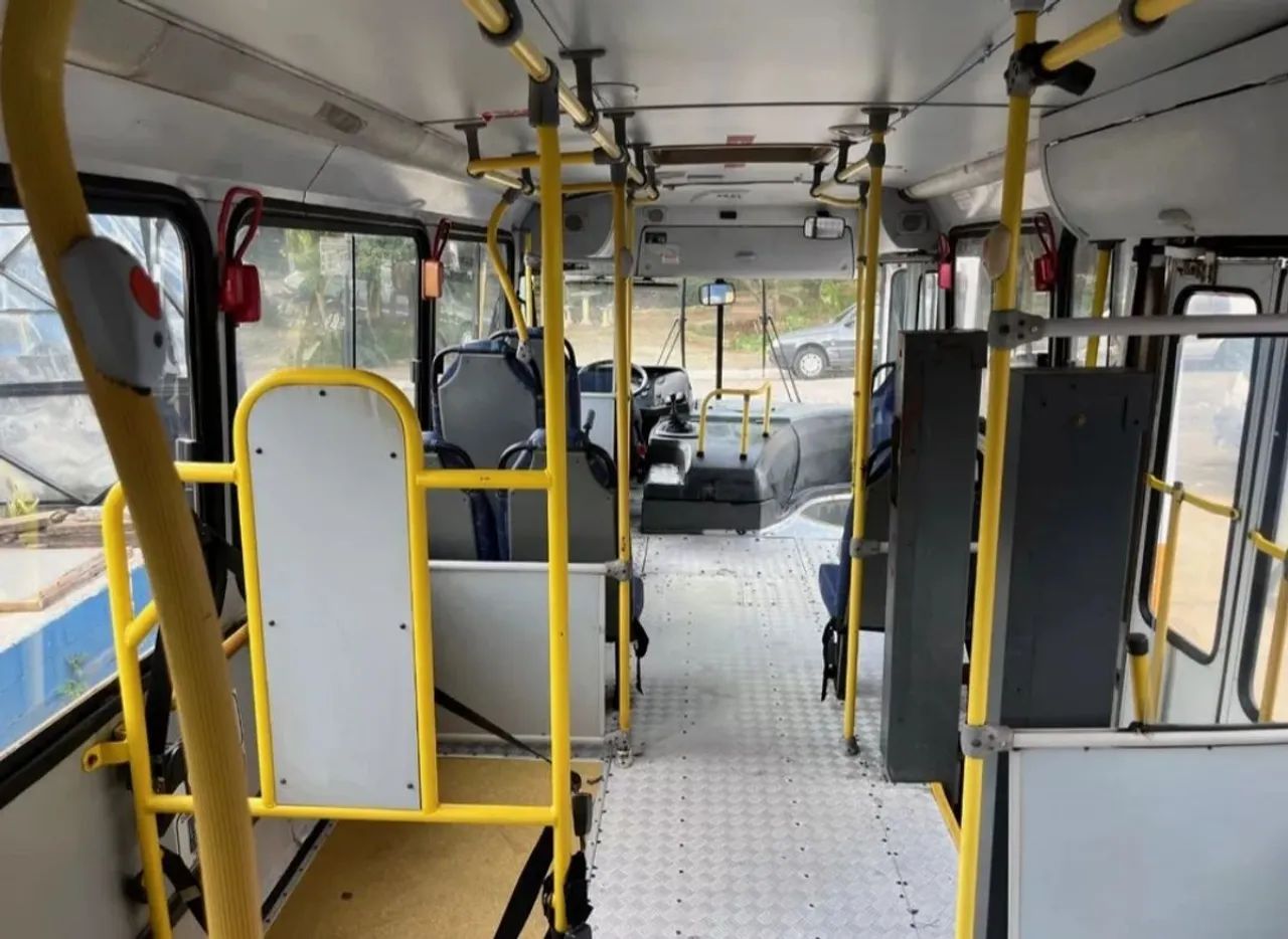 Ônibus Escolar Sênior Midi (Micrão) - Ano 2014 - Foto 10