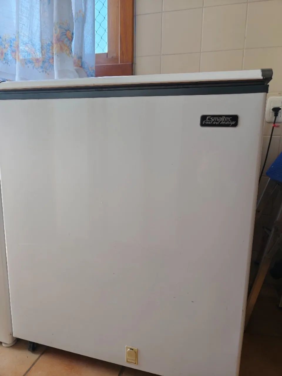 Freezer horizontal 64739792340482120