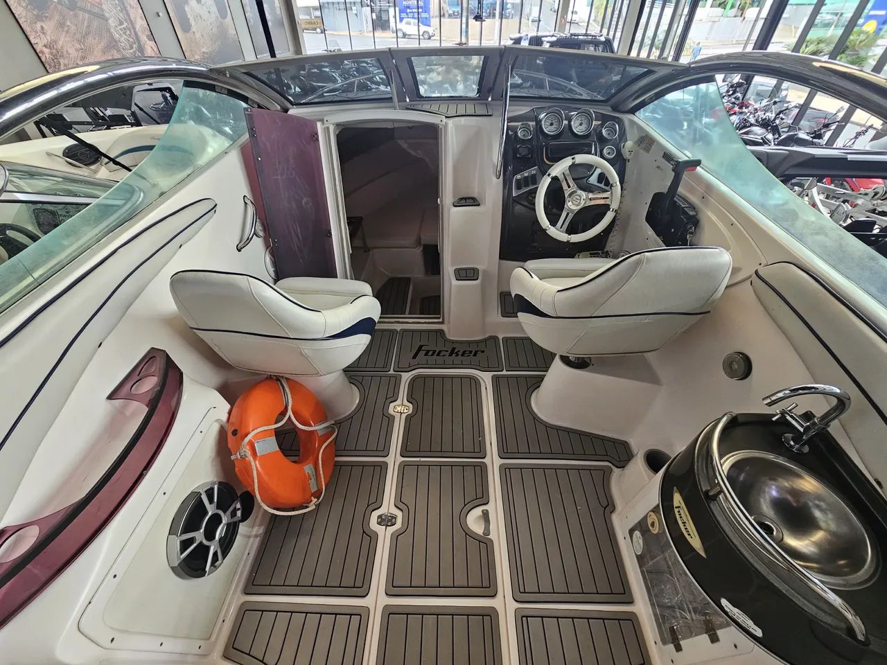 LANCHA FIBRAFORT FOCKER 215 ANO 2010 - Foto 4