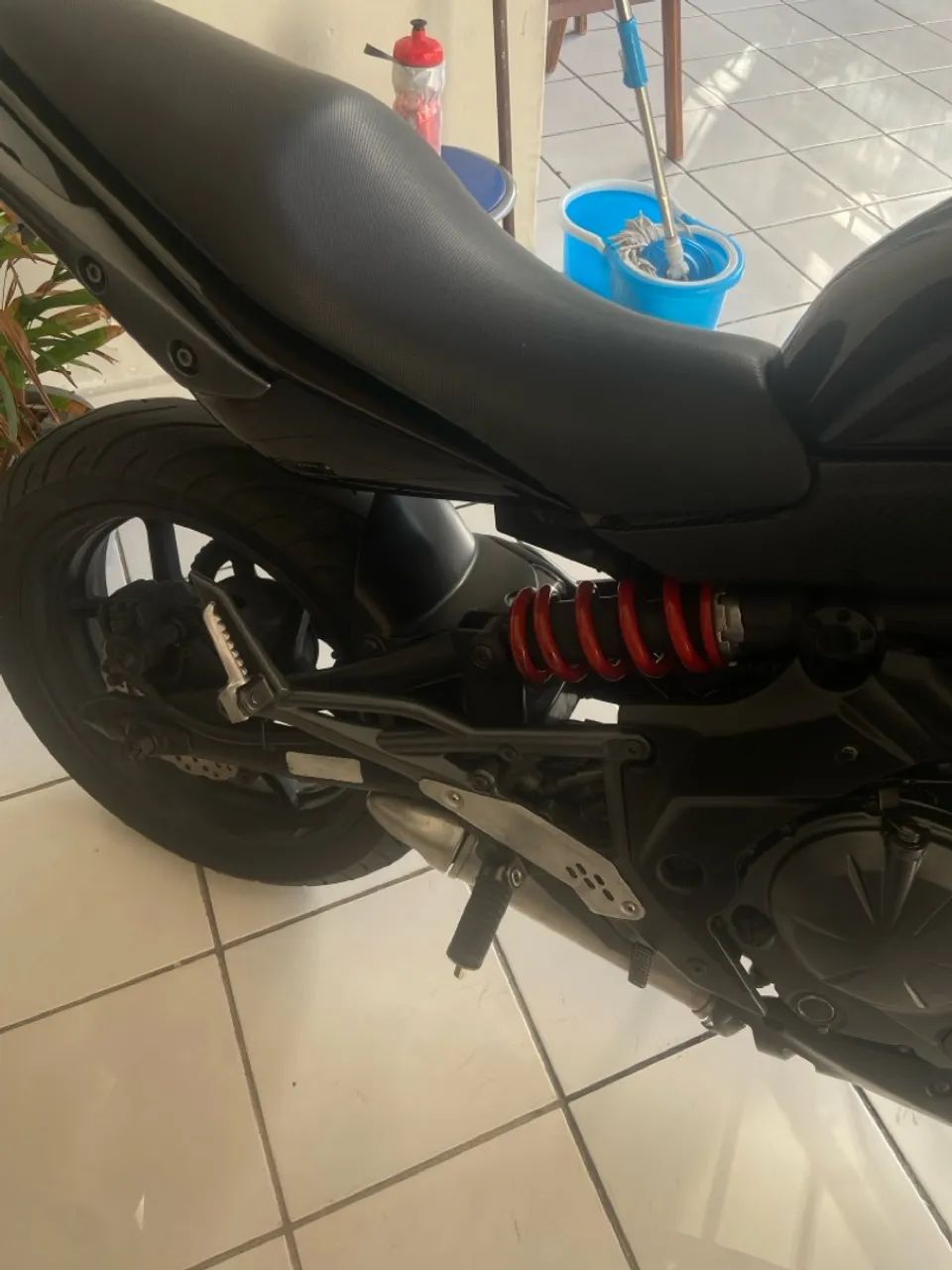 VENDO KAWASAKI ER6N - Foto 5