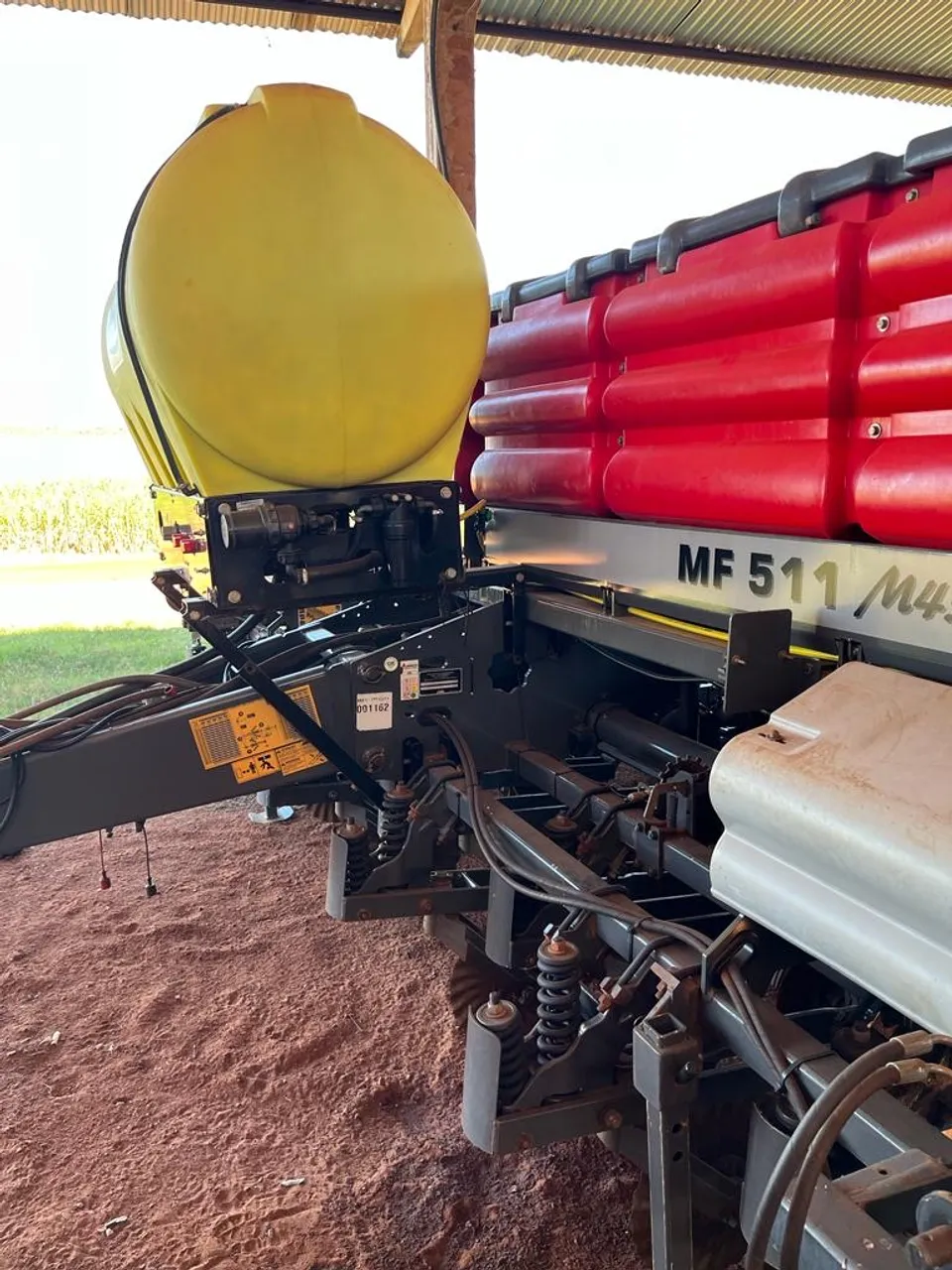 Plantadeira Massey Ferguson MF 511 M4
