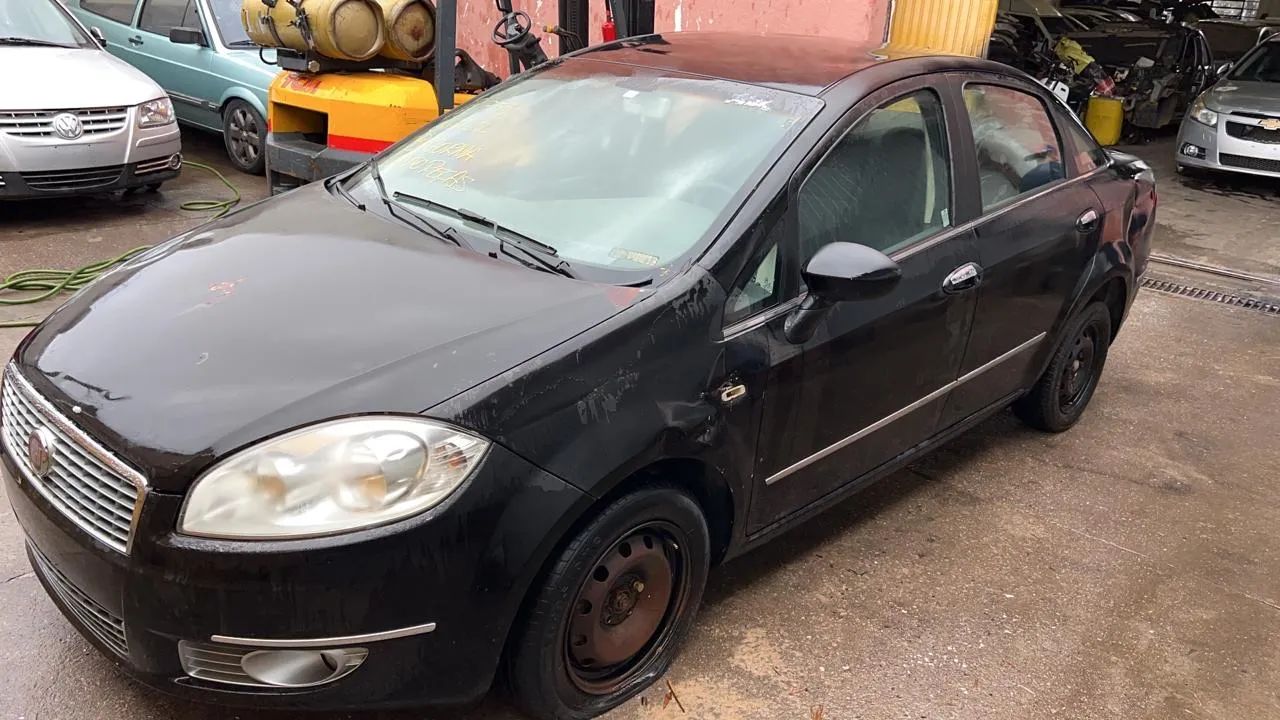 Sucata Fiat Linea 2012 - Para peças - Foto 2