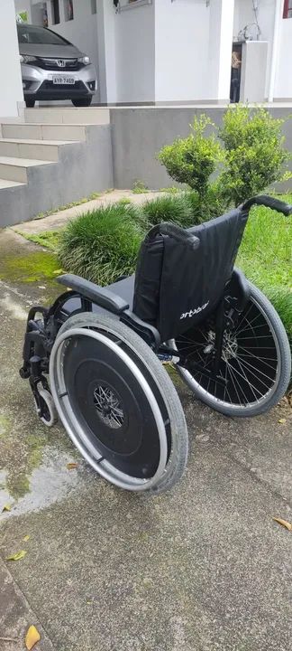 Cadeira de rodas Ortbobras 46cm (interno)