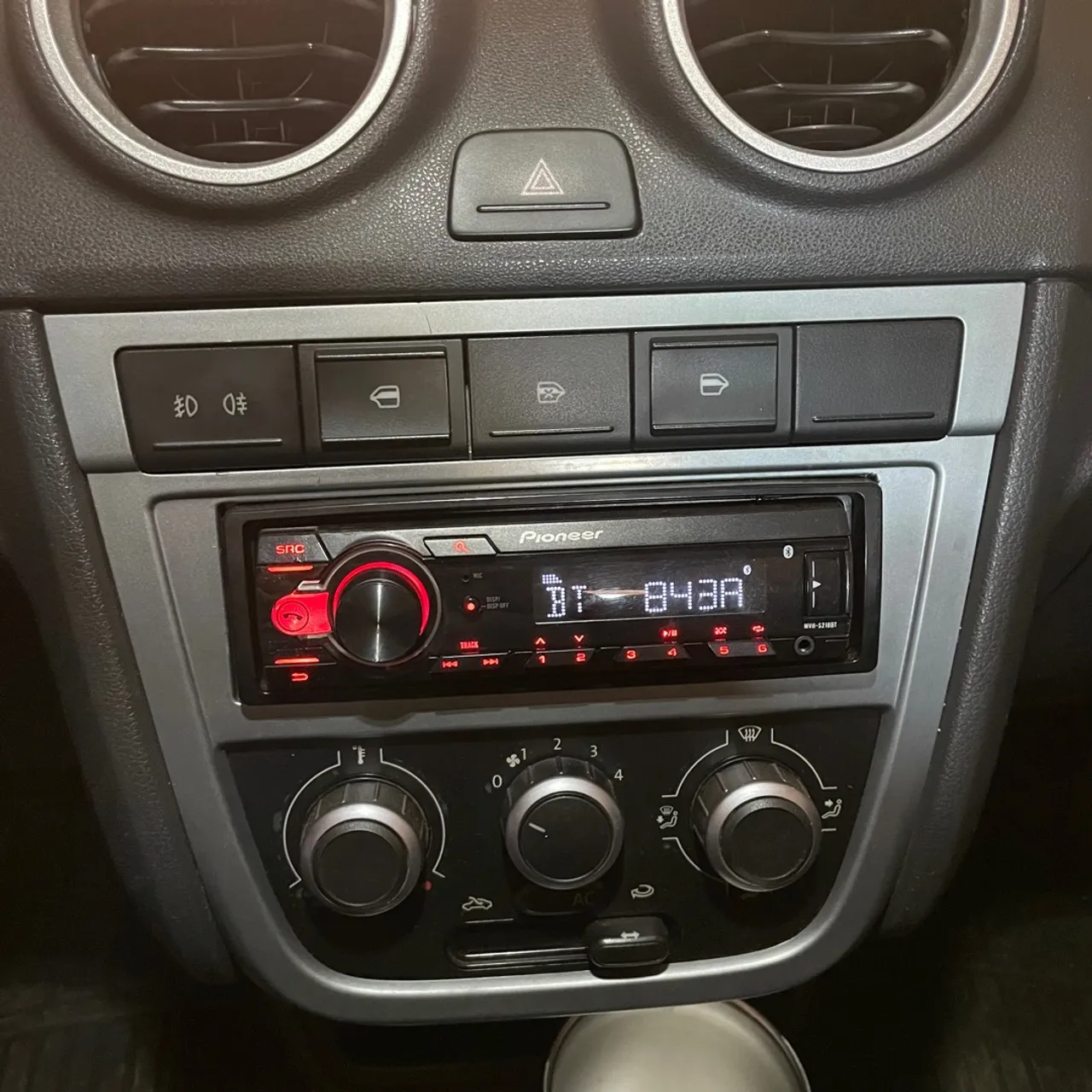 Pioneer com Bluetooth - WVH-S218BT