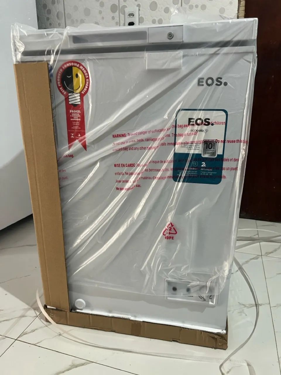 Freezer novo com nota fiscal  10 anos de Garantia( Aceito Cartão com acréscimo)
