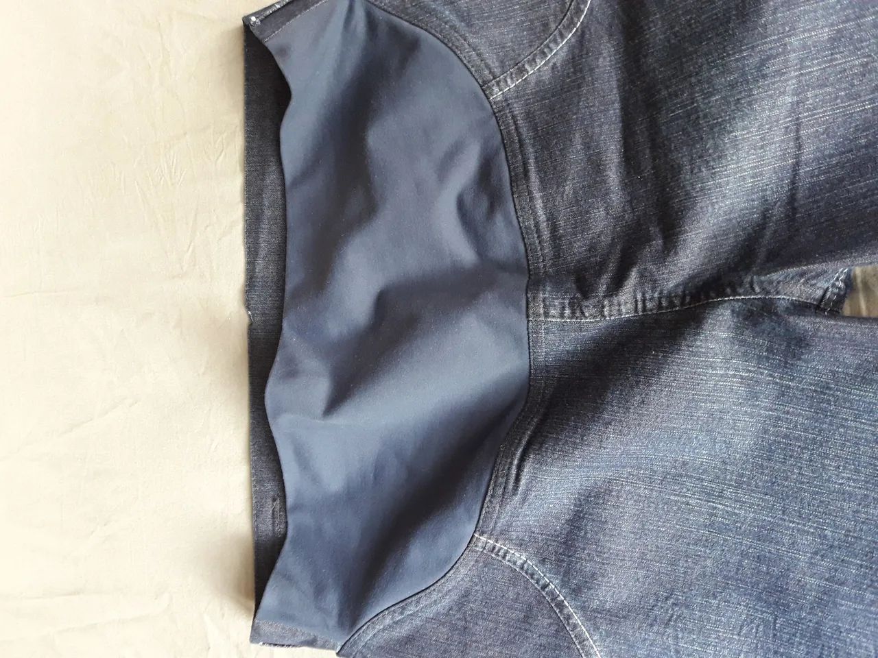 Calça Jeans Gestante - Conforto e Estilo - Foto 5