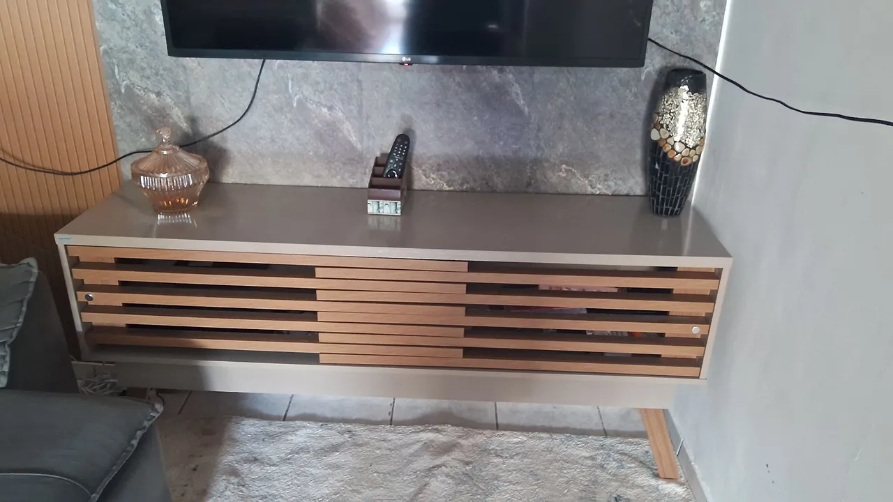 Rack Moderno para TV com Design Elegante