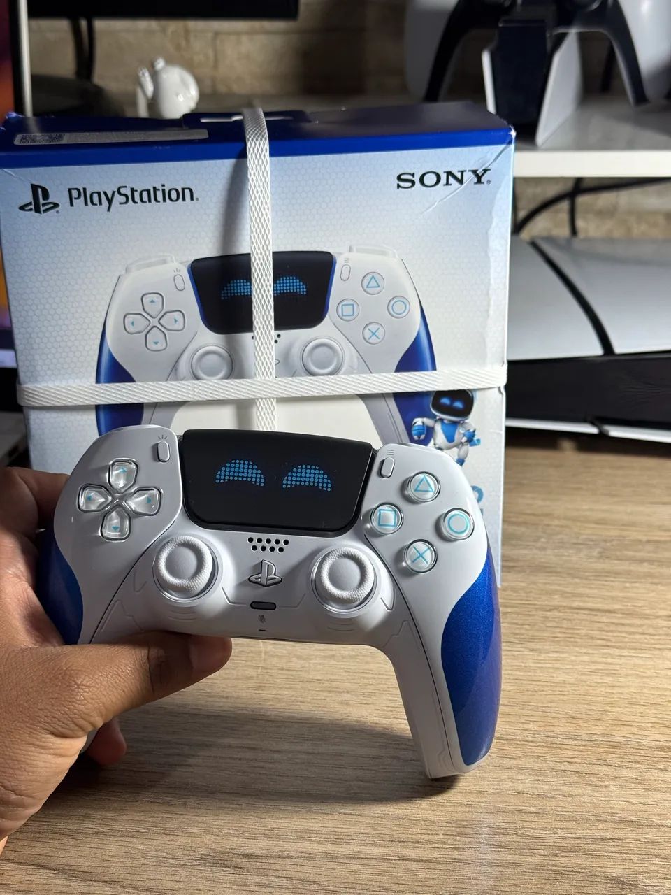 Controle PlayStation DualSense - ASTRO BOT Joyful Limited Edition