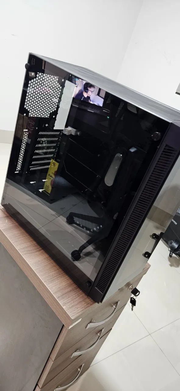 Gamer Sharkoon TG5