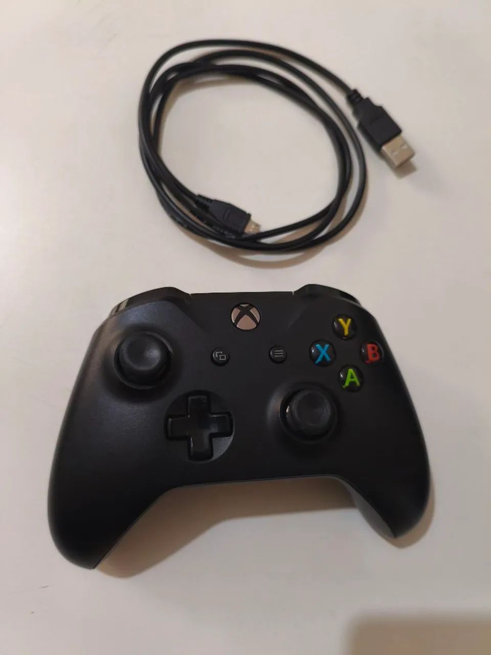 Controle Xbox One + Cabo64303554640513120
