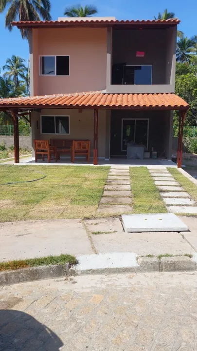 Casa aconchegante em condomínio fechado