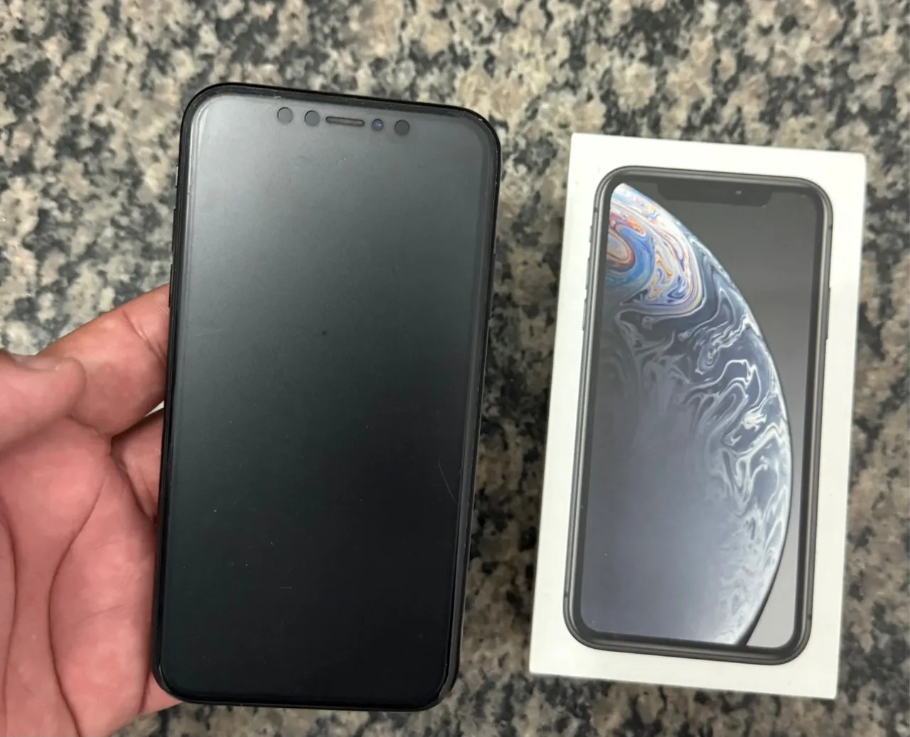 iPhone XR 128G preto único dono