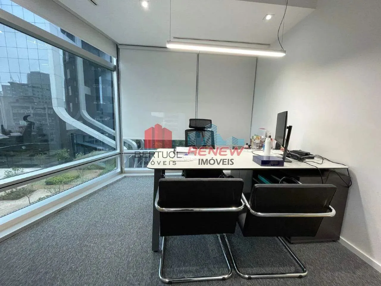 Sala para aluguel Edifício E-Tower em São Paulo
