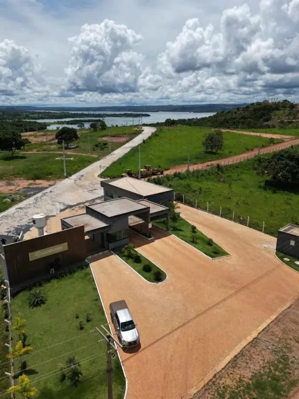 Lote no Lago Corumbá 4 - a partir de R$ 667/mês, Cond. 100% Pavimentado