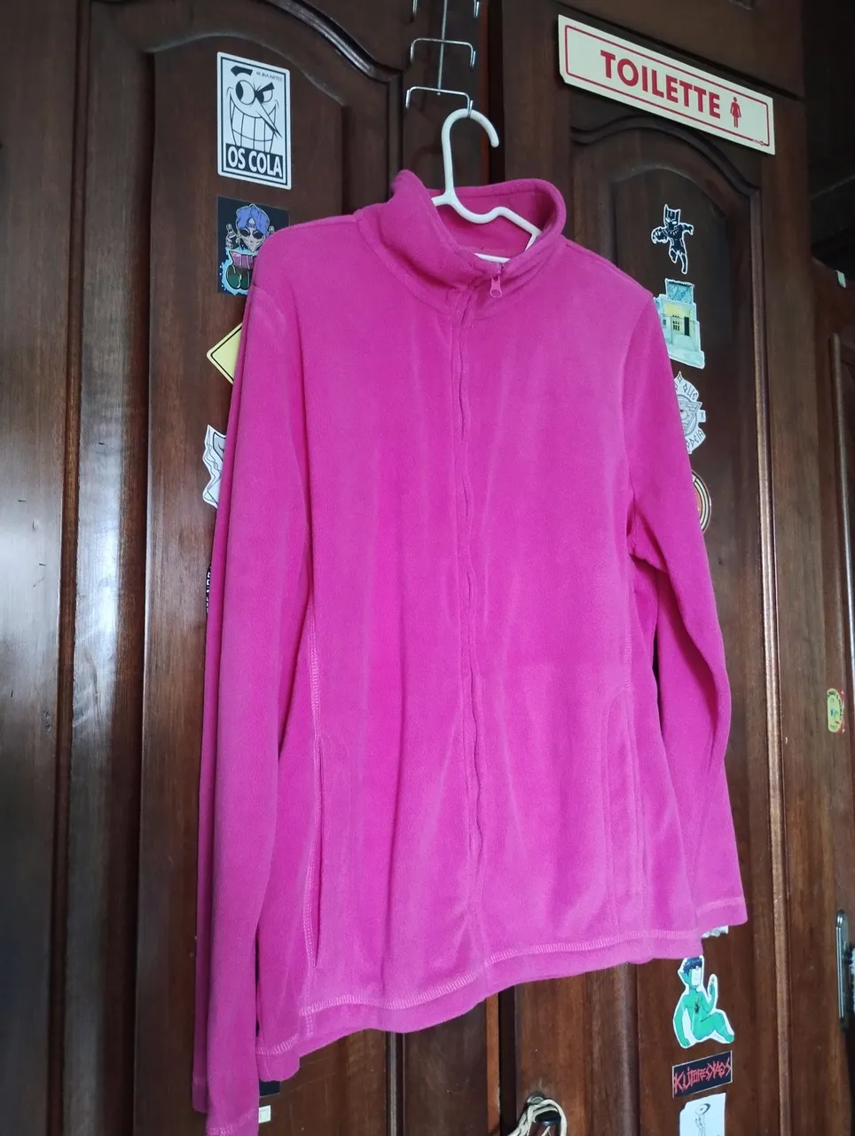 Casaco de Fleece Rosa Vibrante - Conforto e Estilo!