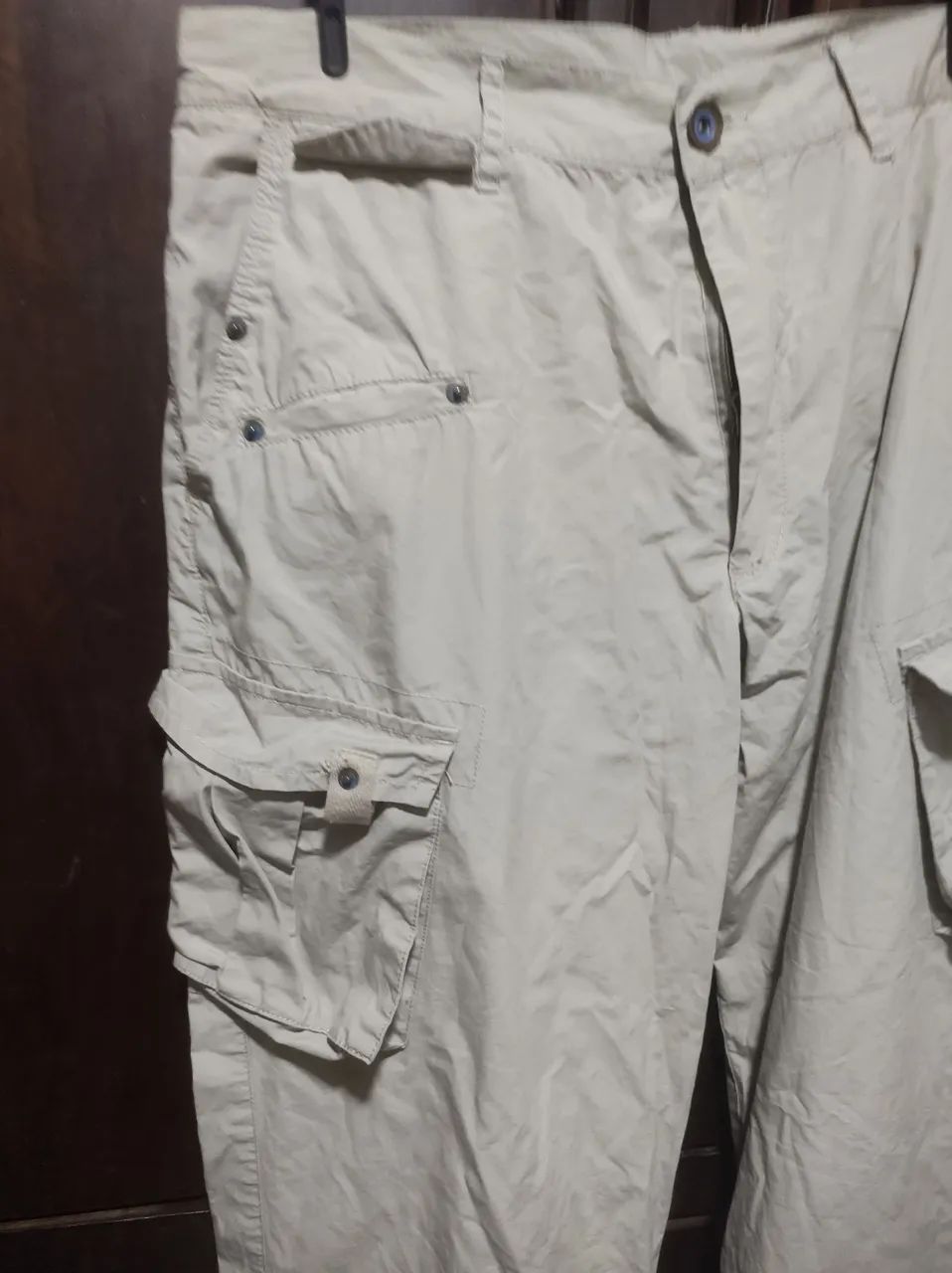 CALCA KHAKI CARGO 2 EM 1 (VIRA BERMUDÃO) TAM 44 - Foto 4
