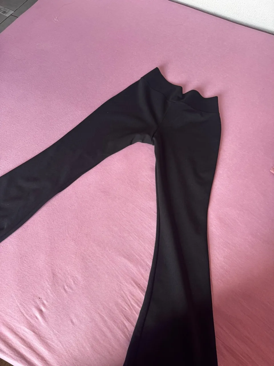 Calça Flare Preta Elegante