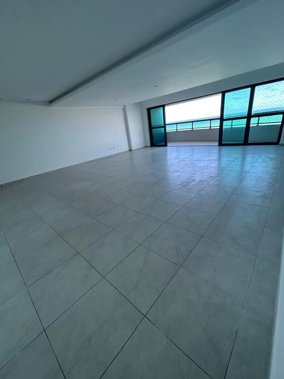 Edf Pier M de Nassau, Andar Alto, vista espetacular do Mar. 250m² 4 suítes, c todos os arm - Foto 4