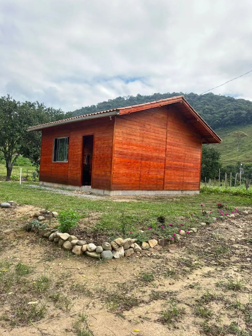 ALUGO CASA NO SÍTIO 